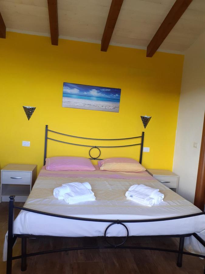 Gli Olivastri: Mediterranean Oasis with Pool and Sea View Aglientu Exterior photo